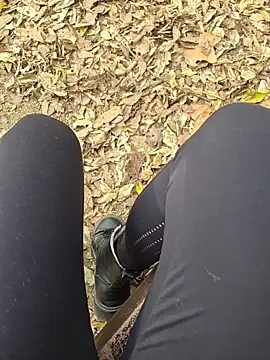 Snapshot of SexyErola27 chatting on November 30, 2025, 10:49 am SexyErola27 online show from November 30, 2025, 10:49 am