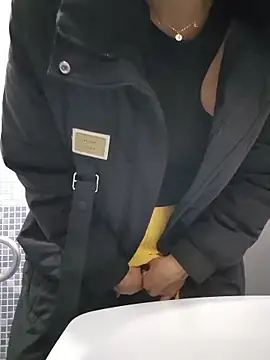 SexyErola27 online show from March 6, 2026, 6:03 pm