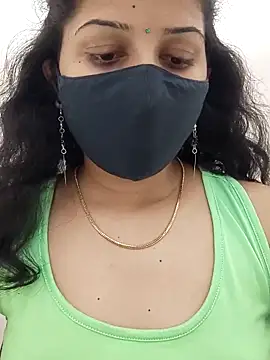 Angleannie online show from November 1, 2025, 4:23 pm