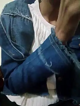 Snapshot of Kumkum_36 chatting on November 30, 2025, 4:57 am Kumkum 36 online show from November 30, 2025, 4:57 am