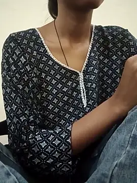 Snapshot of Kumkum_36 chatting on November 3, 2025, 4:39 am Kumkum 36 online show from November 3, 2025, 4:39 am