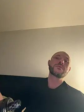 Guitccch online show from February 22, 2026, 2:36 am