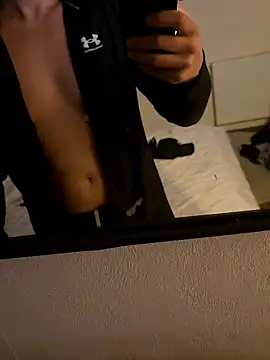 Guitccch online show from March 3, 2026, 5:53 pm