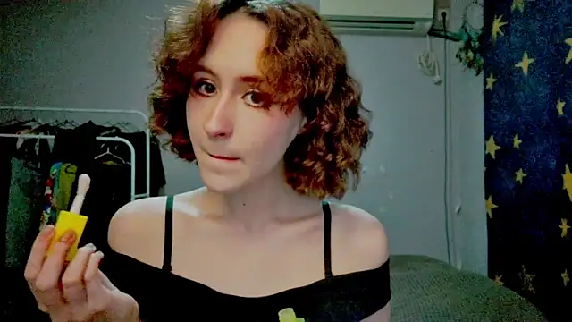 Snapshot of JoannaTompson chatting on March 25, 2026, 2:33 am JoannaTompson online show from March 25, 2026, 2:33 am