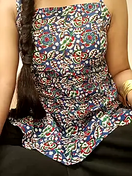 Snapshot of Ruchi-34 chatting on July 19, 2026, 6:26 pm Ruchi-34 online show from July 19, 2026, 6:26 pm