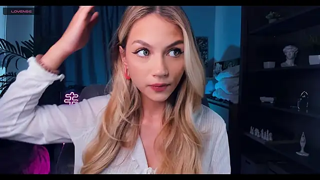 Snapshot of MelissaTetris chatting on September 14, 2025, 10:04 am MelissaTetris online show from September 14, 2025, 10:04 am