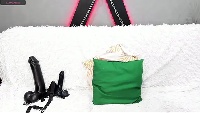 DaisyMun online show from February 5, 2025, 4:27 am