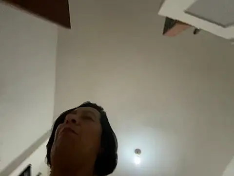 sweeviolet online show from February 26, 2026, 2:39 pm