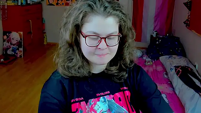 Sashy Way online show from April 19, 2026, 12:17 pm