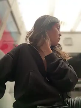 Snapshot of Mila_Morgan chatting on November 4, 2025, 3:38 pm Mila Morgan online show from November 4, 2025, 3:38 pm