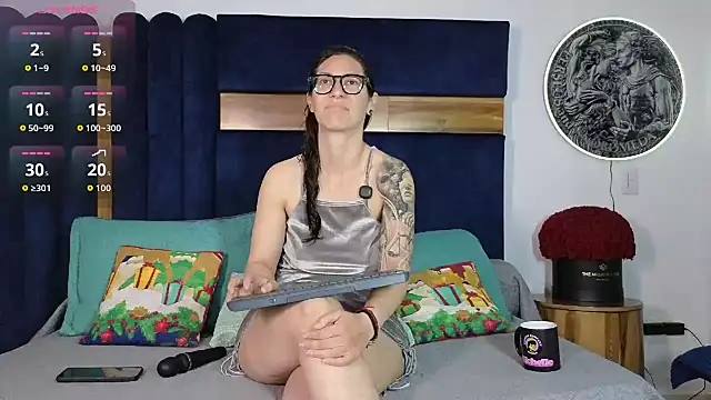 Snapshot of Andromeda-jade chatting on July 11, 2026, 3:40 am Andromeda-jade online show from July 11, 2026, 3:40 am