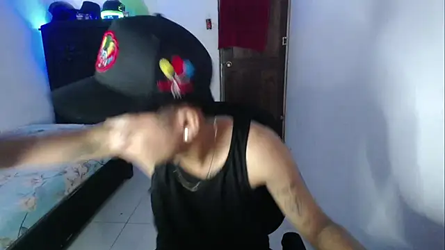 Sxntisaul   online show from February 11, 2025, 3:29 pm