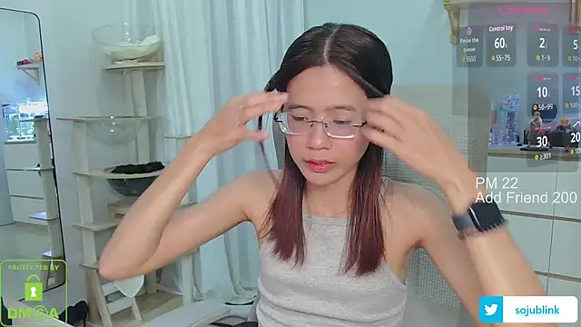 Snapshot of littlemiilk chatting on November 12, 2025, 7:45 am littlemiilk online show from November 12, 2025, 7:45 am