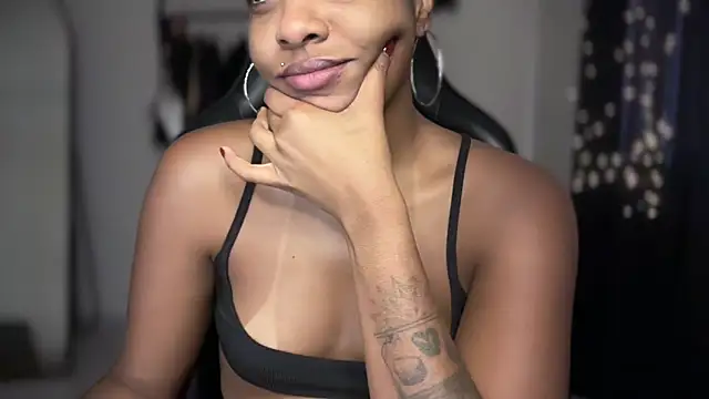 marisilva br online show from December 3, 2025, 2:16 pm