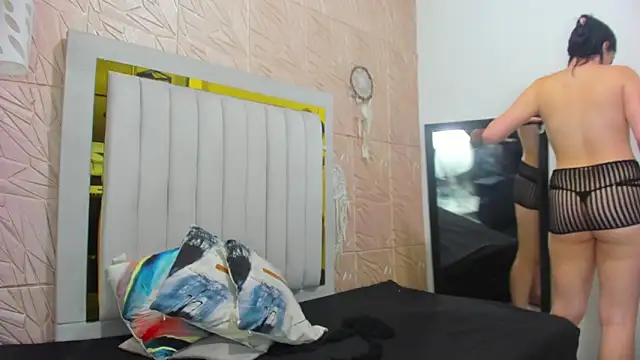 Snapshot of Ammy_Connor1 chatting on November 9, 2025, 12:47 am Ammy Connor1 online show from November 9, 2025, 12:47 am