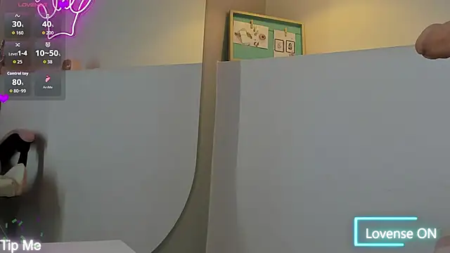 Snapshot of violeth_hill chatting on November 7, 2025, 7:29 pm violeth hill online show from November 7, 2025, 7:29 pm