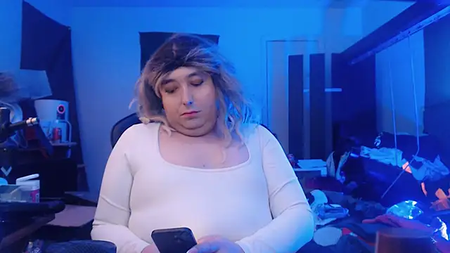 Chrissie Ohna online show from February 24, 2025, 5:22 am