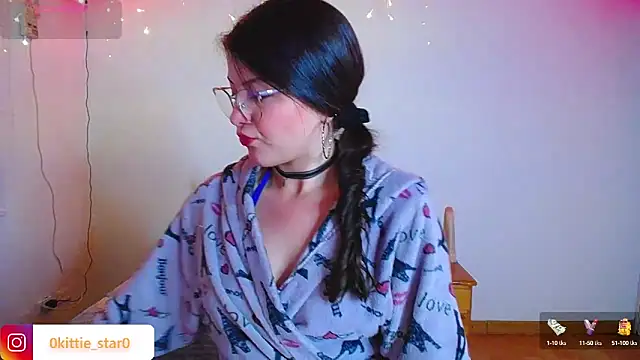 Snapshot of juli05star20 chatting on January 29, 2025, 3:54 am juli05star20 online show from January 29, 2025, 3:54 am