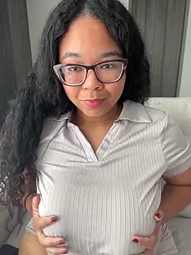 XMara online show from February 4, 2026, 4:02 pm