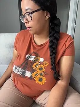 XMara online show from February 13, 2026, 3:34 pm