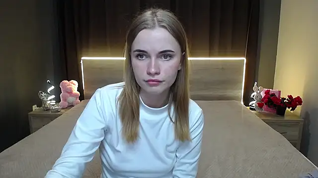 MargaritaKiss online show from February 16, 2026, 8:07 pm