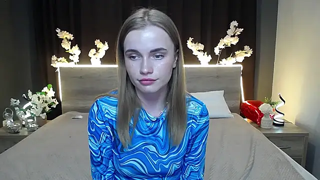 MargaritaKiss online show from April 15, 2026, 7:58 pm