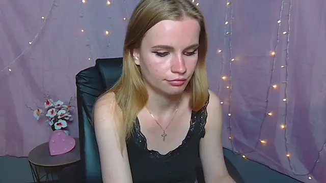 Snapshot of MargaritaKiss chatting on May 20, 2026, 7:00 pm MargaritaKiss online show from May 20, 2026, 7:00 pm