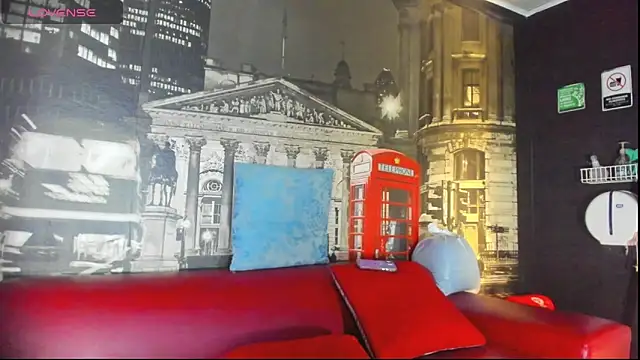 CloeRodriguez online show from May 7, 2026, 8:56 pm