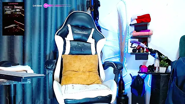 Snapshot of the_dog_lian chatting on November 6, 2025, 1:20 am the dog lian online show from November 6, 2025, 1:20 am