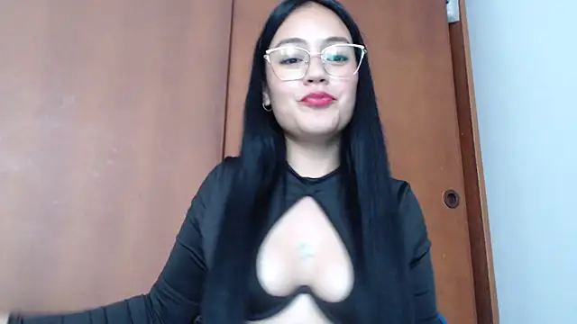 Snapshot of Alisha_99 chatting on May 28, 2026, 9:54 pm Alisha 99 online show from May 28, 2026, 9:54 pm