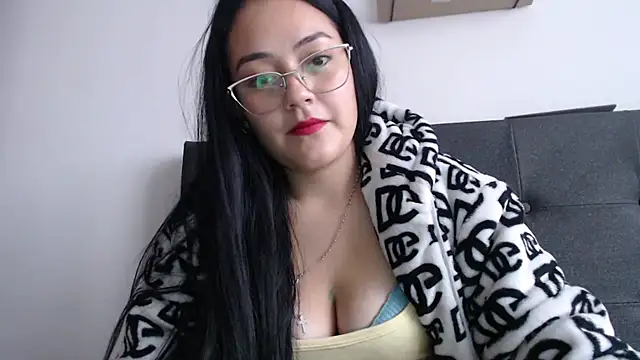 Snapshot of Alisha_99 chatting on January 11, 2026, 8:49 pm Alisha 99 online show from January 11, 2026, 8:49 pm