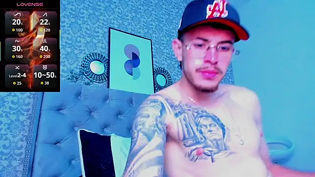 CodyWalkerR online show from December 2, 2025, 5:25 pm