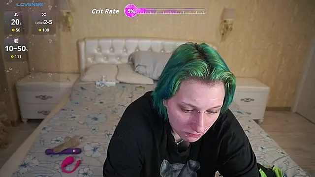 LunaaMayy online show from March 30, 2026, 2:18 pm