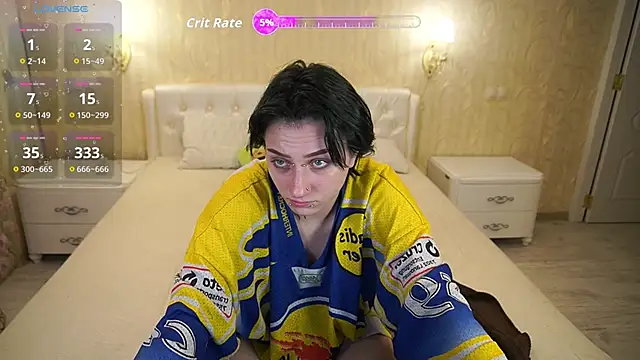 Snapshot of LunaaMayy chatting on November 28, 2025, 9:59 pm LunaaMayy online show from November 28, 2025, 9:59 pm