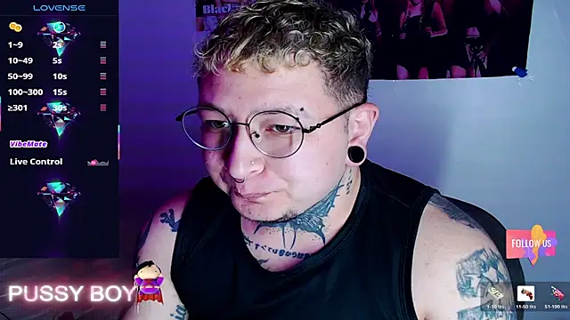 Snapshot of princeFtm chatting on February 9, 2026, 7:12 pm princeFtm online show from February 9, 2026, 7:12 pm