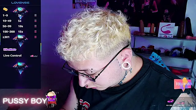 Snapshot of princeFtm chatting on February 20, 2026, 6:32 pm princeFtm online show from February 20, 2026, 6:32 pm