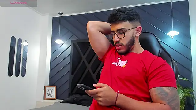 Liam Kleiin online show from November 5, 2025, 11:13 am