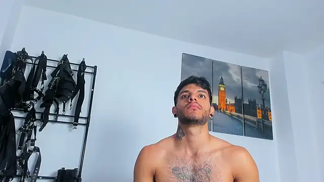 JuanBlade online show from October 26, 2025, 12:44 am