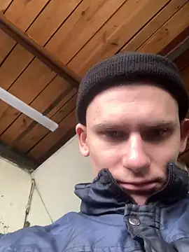 Snapshot of Boysex227 chatting on February 4, 2025, 9:07 am Boysex227 online show from February 4, 2025, 9:07 am