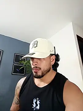 SilvaBranko online show from November 22, 2025, 1:59 am