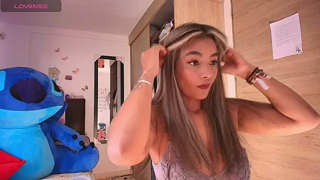 megan collins96 online show from May 24, 2026, 8:53 pm