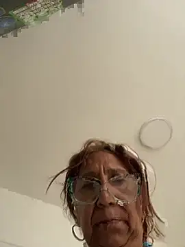 SWEET LOVER01 online show from April 11, 2026, 2:32 pm