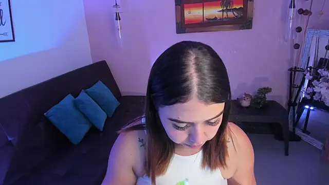 Snapshot of ArianaBaker chatting on November 19, 2025, 1:55 pm ArianaBaker online show from November 19, 2025, 1:55 pm