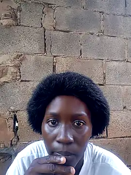 Snapshot of Swirly_blac chatting on November 4, 2025, 8:29 am Swirly blac online show from November 4, 2025, 8:29 am