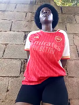 Snapshot of Swirly_blac chatting on November 13, 2025, 7:34 am Swirly blac online show from November 13, 2025, 7:34 am