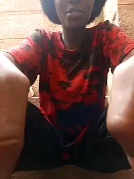 Snapshot of Swirly_blac chatting on November 20, 2025, 7:20 am Swirly blac online show from November 20, 2025, 7:20 am