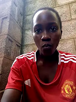 Snapshot of Swirly_blac chatting on November 25, 2025, 8:14 am Swirly blac online show from November 25, 2025, 8:14 am