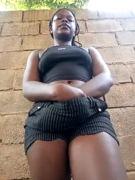 Snapshot of Sarie_sho chatting on October 25, 2025, 5:06 am Sarie sho online show from October 25, 2025, 5:06 am