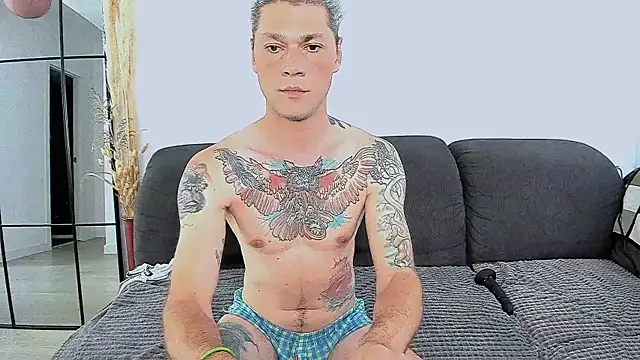 Snapshot of HungryAssActivDick chatting on June 16, 2026, 12:27 pm HungryAssActivDick online show from June 16, 2026, 12:27 pm