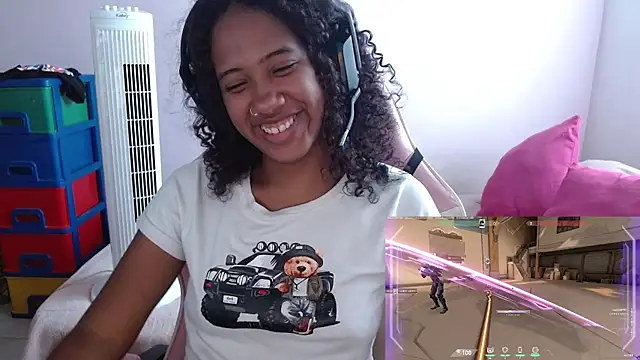 Snapshot of TiffanyRoouse chatting on January 30, 2025, 7:37 pm TiffanyRoouse online show from January 30, 2025, 7:37 pm